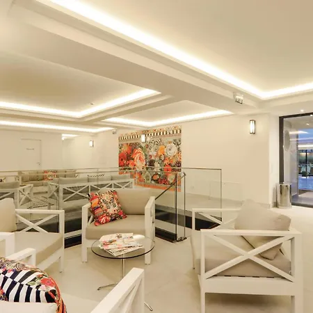 Pearl Apartment *